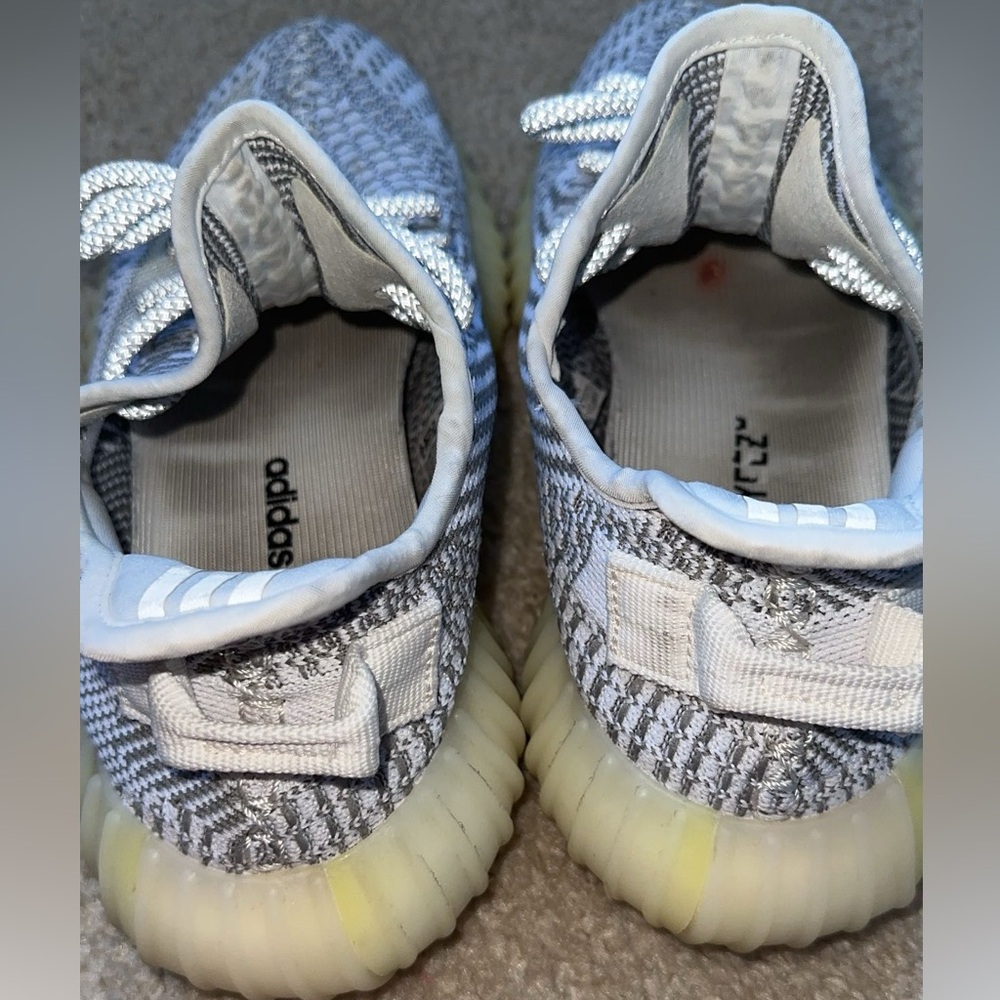Adidas Yeezy Boost 350 V2 Sneakers - Picture 3 of 8